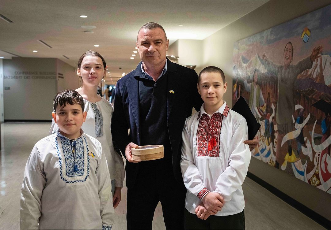 8 мировых звезд, которые посетили Украину во время войны